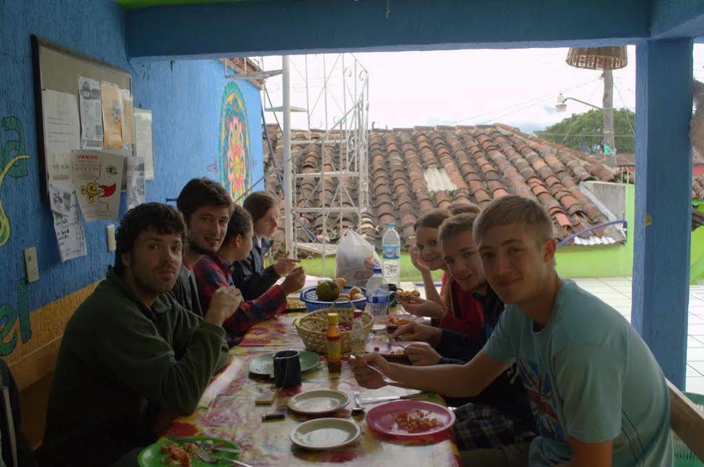 Iguana Hostel San Cristóbal de Las Casas Extérieur photo